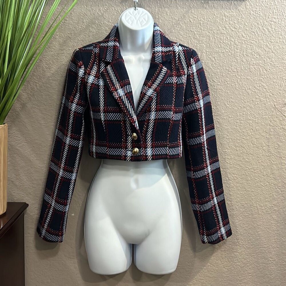 #395 forever 21 cropped lined plaid blazer size small